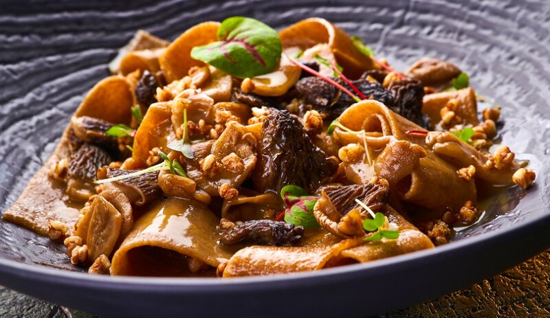 Сморчки в ресторане &laquo;Матрёшка&raquo;