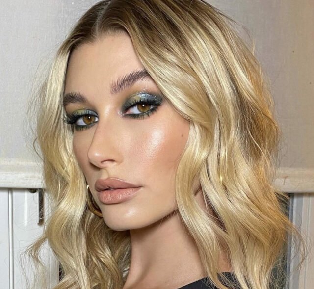 Cлишком рано начали: хирурги о пластике молодых знаменитостей 