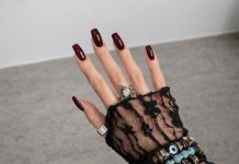 Нюд отправляют в отпуск: 5 тёмных дизайнов ногтей, которые собирают все комплименты