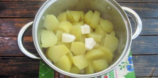 Фото приготовления рецепта: Блинчики с картошкой и грибами - шаг №16