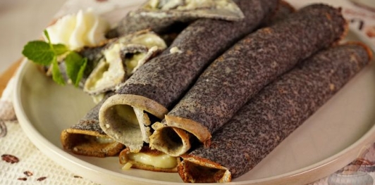 Фото приготовления рецепта: Блинчики с маком и кремом - шаг №19