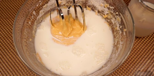 Фото приготовления рецепта: Блинчики с маком, на молоке - шаг №6