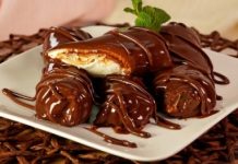 Блинчики с творожной начинкой, в шоколаде