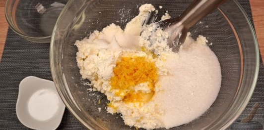 Фото приготовления рецепта: Блинчики с творожной начинкой, в шоколаде - шаг №11