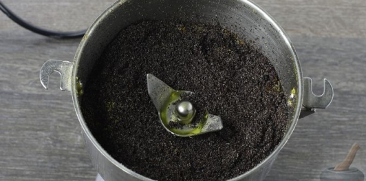 Фото приготовления рецепта: Блины с маковой начинкой - шаг №10