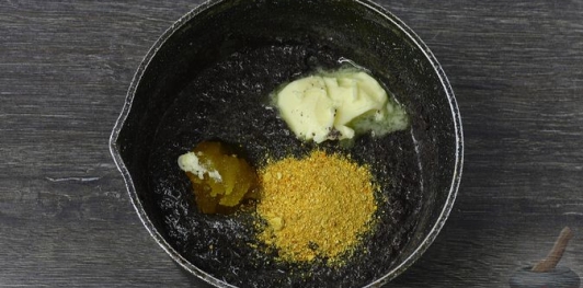 Фото приготовления рецепта: Блины с маковой начинкой - шаг №15