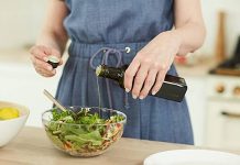 Врач перечислила защищающие от перепадов настроения продукты