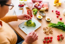 Диетолог Кузнецова рассказала, что такое перевернутая пирамида питания