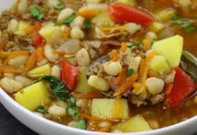 Фасолевый суп с фаршем