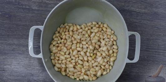 Фото приготовления рецепта: Фасолевый суп с фаршем - шаг №17