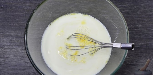 Фото приготовления рецепта: Финский блинный рулет - шаг №8