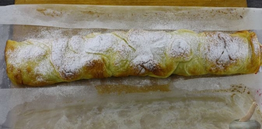 Фото приготовления рецепта: Финский блинный рулет - шаг №23