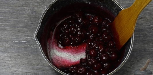 Фото приготовления рецепта: Финский блинный рулет - шаг №4