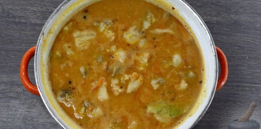 Фото приготовления рецепта: Гороховый суп с чечевицей, на говяжьем бульоне - шаг №20