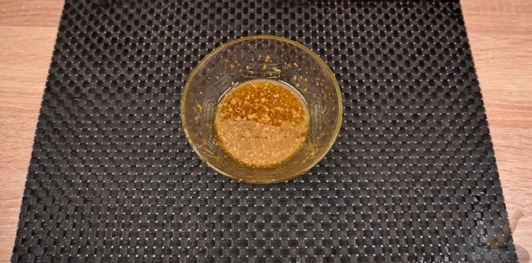 Фото приготовления рецепта: Греческий капустный салат - шаг №12