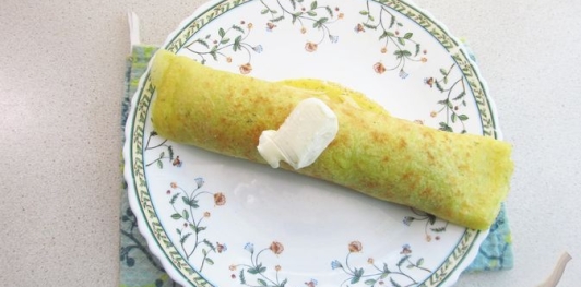 Фото приготовления рецепта: Картофельные блины с сырной начинкой - шаг №21