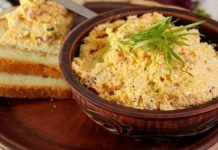 Кёрёзёт (закуска) с брынзой, творогом и яйцами