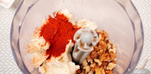 Фото приготовления рецепта: Курица по-черкесски - шаг №10