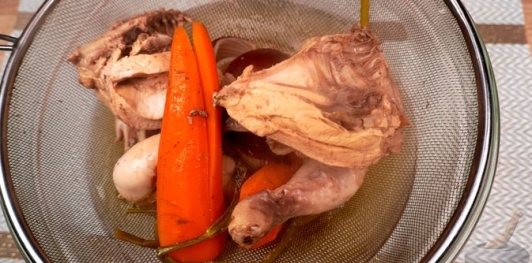 Фото приготовления рецепта: Курица по-черкесски - шаг №14