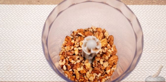 Фото приготовления рецепта: Курица по-черкесски - шаг №8