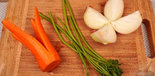 Фото приготовления рецепта: Курица по-черкесски - шаг №2