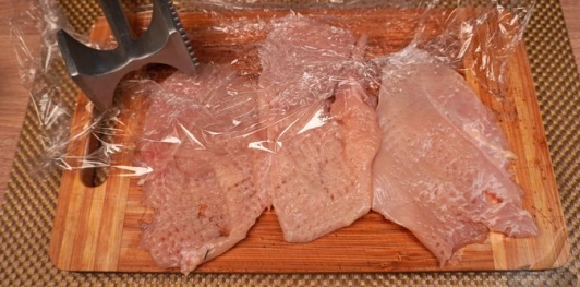 Фото приготовления рецепта: Куриные отбивные в морковном кляре - шаг №10