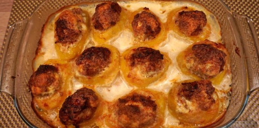 Фото приготовления рецепта: Лодочки из картофеля с фаршем (в духовке) - шаг №11