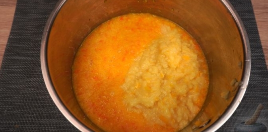 Фото приготовления рецепта: Мазурек с апельсином и шоколадом - шаг №11