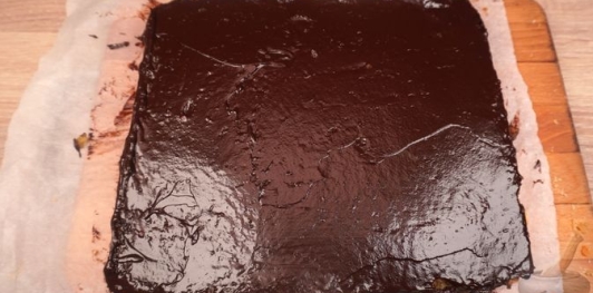 Фото приготовления рецепта: Мазурек с апельсином и шоколадом - шаг №27