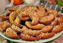 Медомакарона (греческое печенье)