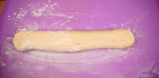 Фото приготовления рецепта: Молдавские вертуты с творогом и зеленью - шаг №13