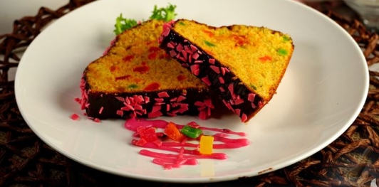 Фото приготовления рецепта: Морковно-апельсиновый кекс с цукатами - шаг №30