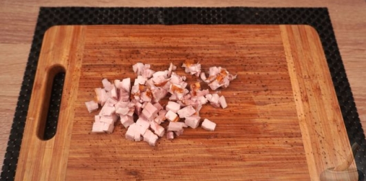 Фото приготовления рецепта: Можжевеловый соус - шаг №2