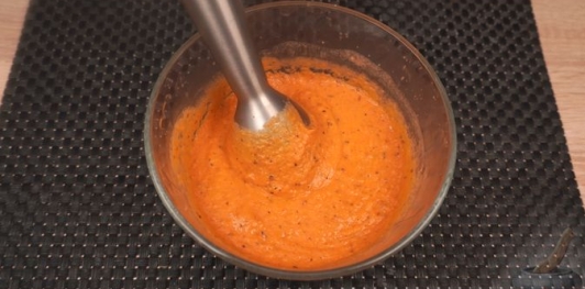 Фото приготовления рецепта: Можжевеловый соус - шаг №15