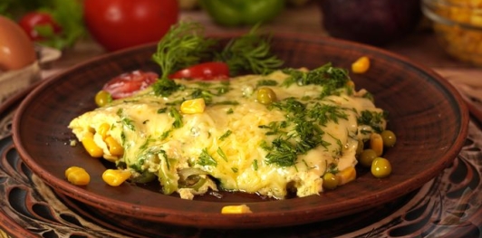 Фото приготовления рецепта: Омлет с овощами - шаг №17