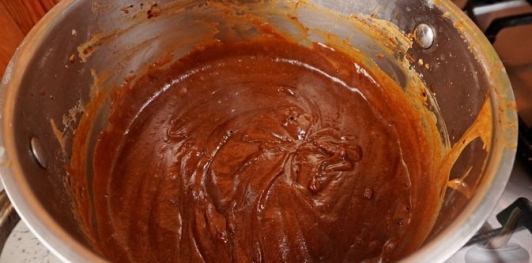 Фото приготовления рецепта: Ореховый торт с кофейным кремом - шаг №18