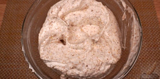 Фото приготовления рецепта: Ореховый торт с кофейным кремом - шаг №10