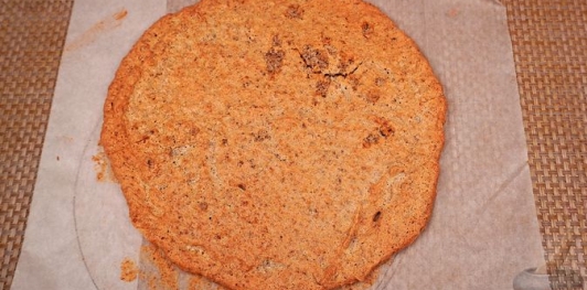 Фото приготовления рецепта: Ореховый торт с кофейным кремом - шаг №22