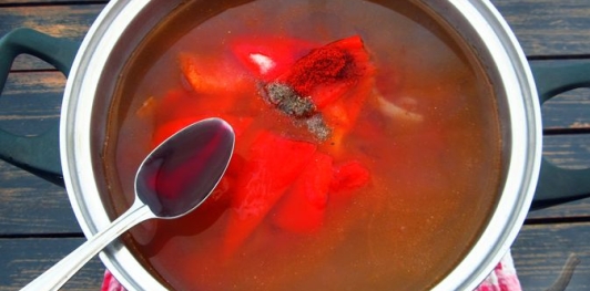 Фото приготовления рецепта: Овощной суп c болгарским перцем и помидорами - шаг №17