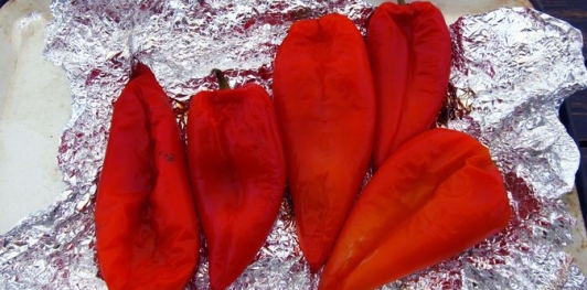 Фото приготовления рецепта: Овощной суп c болгарским перцем и помидорами - шаг №3