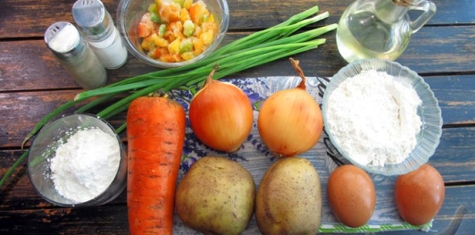 Фото приготовления рецепта: Овощные блины по-корейски - шаг №1