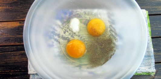 Фото приготовления рецепта: Овощные блины по-корейски - шаг №5