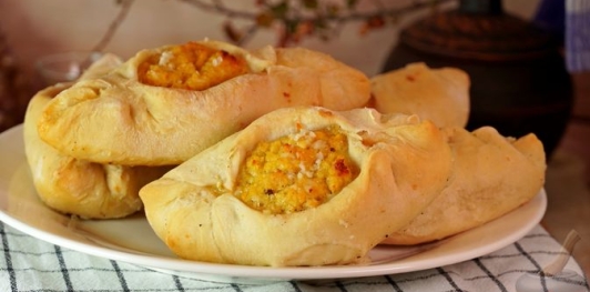 Фото приготовления рецепта: Пирожки "Хмельницкие" с горохом - шаг №25