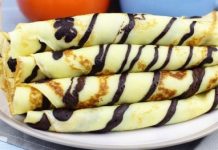 Полосатые блины на молоке