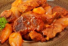 Рагу из лука-шалот и баранины