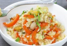 Рис с морепродуктами и болгарским перцем