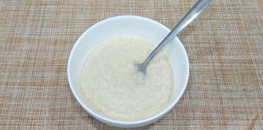 Фото приготовления рецепта: Рыба, жаренная в луковом кляре - шаг №6