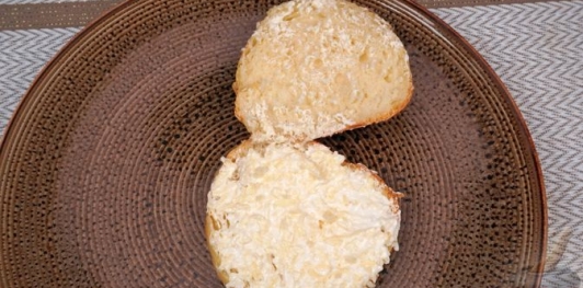 Фото приготовления рецепта: Сакаллы поачи - булочки "с бородой" - шаг №22