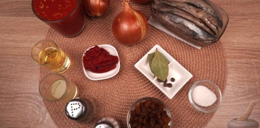 Фото приготовления рецепта: Сельдь по-султански - шаг №1