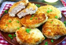 Сочные биточки из куриного филе с манкой
